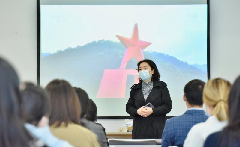 师生反响热烈